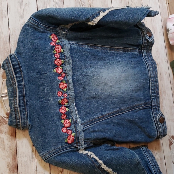 Embroidered  Blue Jean Jacket Bundle of 4 - Picture 4 of 10